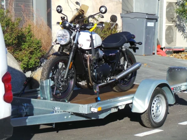20190109_094425.webp Motorradanhänger 2,50 m x 1,30 m 750 kg ERDE