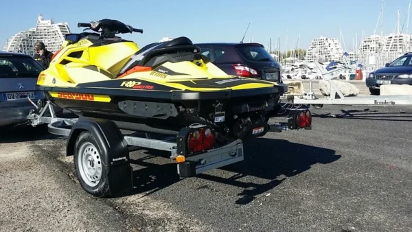 3377-porte-jet-ski.webp BRENDERUP Unterwasser-Skiständer