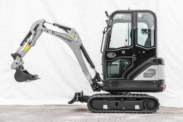 BobMaster_PREMIUM_Minibagger_CT-18_07_edit_21173_600x600.jpg Minibagger „Bobmaster Premium“ – Diesel, 1900 kg mit Knickarm + Joystick Steuerung