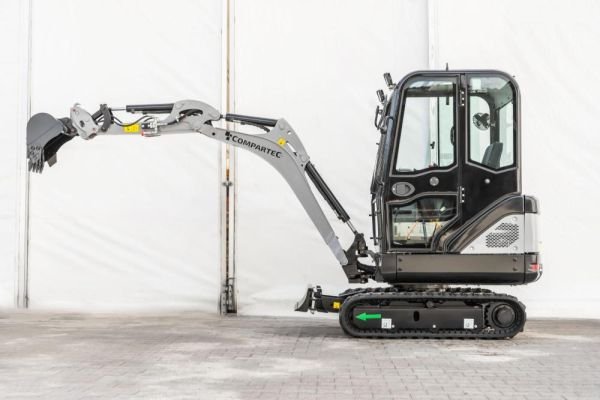 BobMaster_PREMIUM_Minibagger_CT-18_12_21174_600x600.jpg Minibagger „Bobmaster Premium“ – Diesel, 1900 kg mit Knickarm + Joystick Steuerung