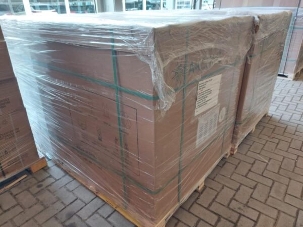 Energytec_Solaranlage_Set_versand_14202.jpg Solaranlage 9,72 kWp – Komplettpaket Photovoltaik