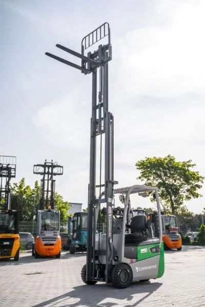 GH15E_Compartec_Chariot-elevateur_electrique_1500kg_4800mm_triple-mat_16491_600x600.webp Elektrostapler GH-15E – bis 3500 kg, bis 4800 mm
