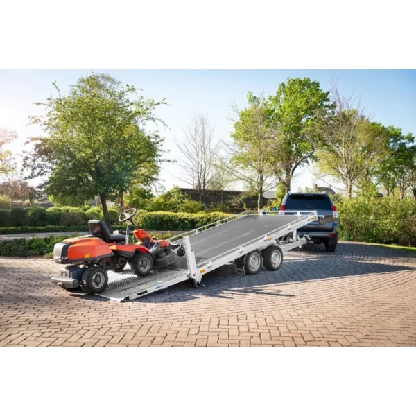 remorque-transporteur-porte-voiture-basculant-saris-5.webp Maschinentransportanhänger – SARIS