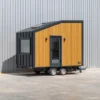 tiny2.webp Alto House Mo.5 400 – Kompaktes Tiny House auf Rädern